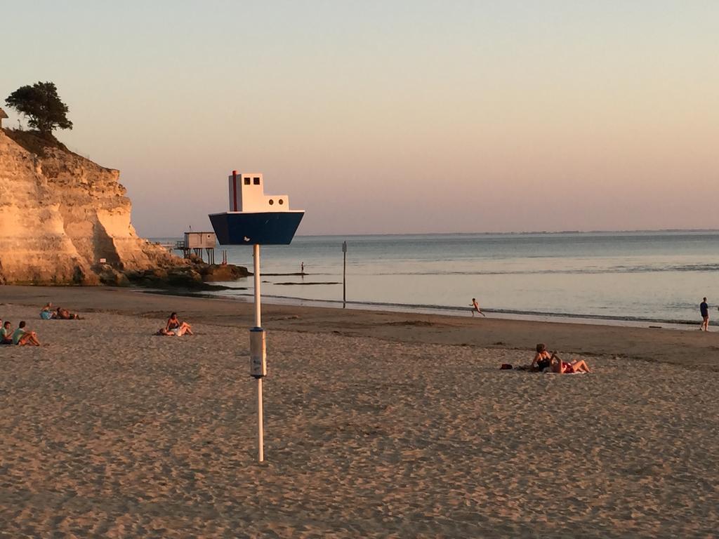 Chez Pierrot Et Gisele Villa Meschers-sur-Gironde Exterior photo